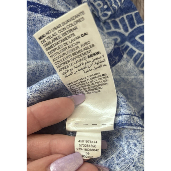 Chico's 100% Linen Shirt Size XL Blue Paisley Print Button Up 3/4 Sleeve - Picture 6 of 7